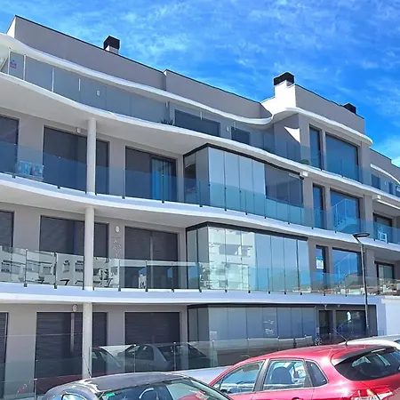 Apartment Samuel Luxury 2bedroom Apartment, Large Patio, Free Wifi And Private Parking By Namaste Elite