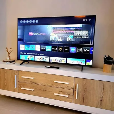 Samuel Luxury 2bedroom Apartment, Large Patio, Free Wifi And Private Parking By Namaste Elite Apartment *