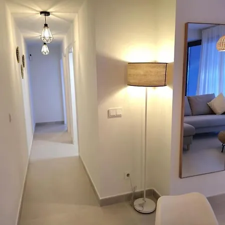 Samuel Luxury 2bedroom Apartment, Large Patio, Free Wifi And Private Parking By Namaste Elite Apartamento Torremolinos