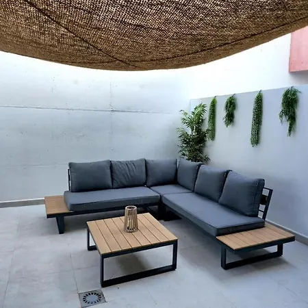 Samuel Luxury 2bedroom Apartment, Large Patio, Free Wifi And Private Parking By Namaste Elite * توريمولينوس