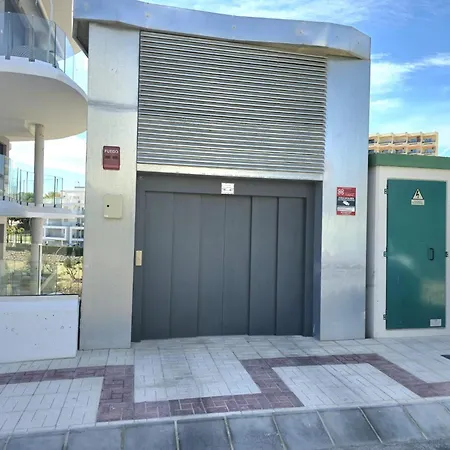 Samuel Luxury 2bedroom Apartment, Large Patio, Free Wifi And Private Parking By Namaste Elite Apartamento