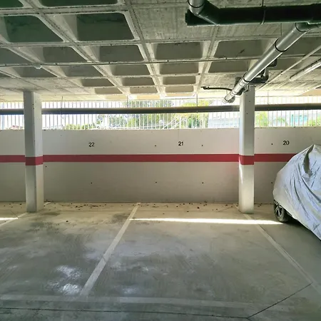 Samuel Luxury 2bedroom Apartment, Large Patio, Free Wifi And Private Parking By Namaste Elite Apartamento *