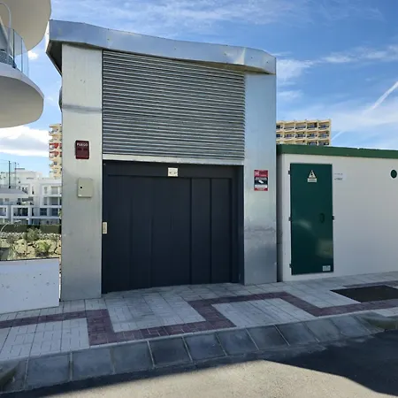 Apartamento Samuel Luxury 2bedroom Apartment, Large Patio, Free Wifi And Private Parking By Namaste Elite Torremolinos