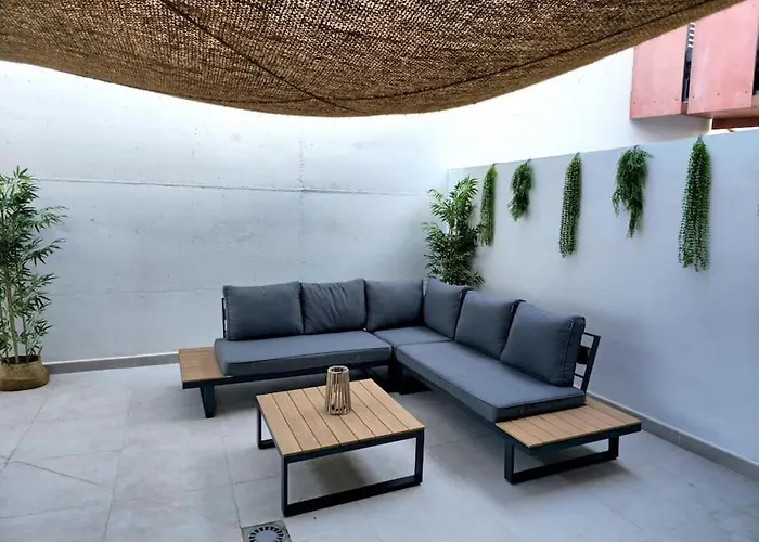 Samuel Luxury 2bedroom Apartment, Large Patio, Free Wifi And Private Parking By Namaste Elite * Torremolinos