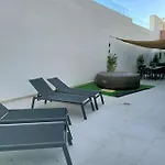 公寓 Samuel Luxury 2bedroom Apartment, Large Patio, Free Wifi And Private Parking By Namaste Elite 托雷莫利诺斯
