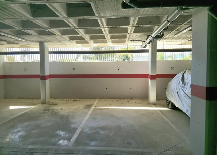 Samuel Luxury 2bedroom Apartment, Large Patio, Free Wifi And Private Parking By Namaste Elite Appartamento *