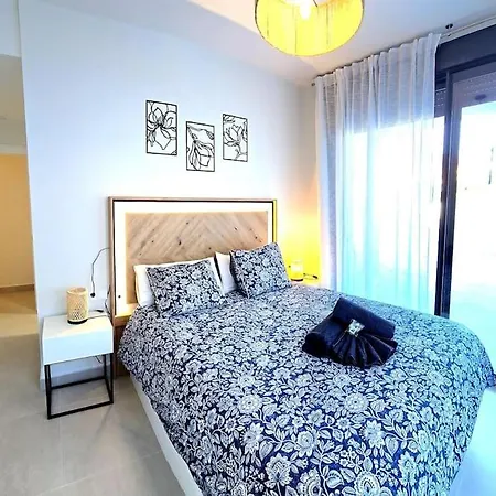 Samuel Luxury 2bedroom Apartment, Large Patio, Free Wifi And Private Parking By Namaste Elite Torremolinos